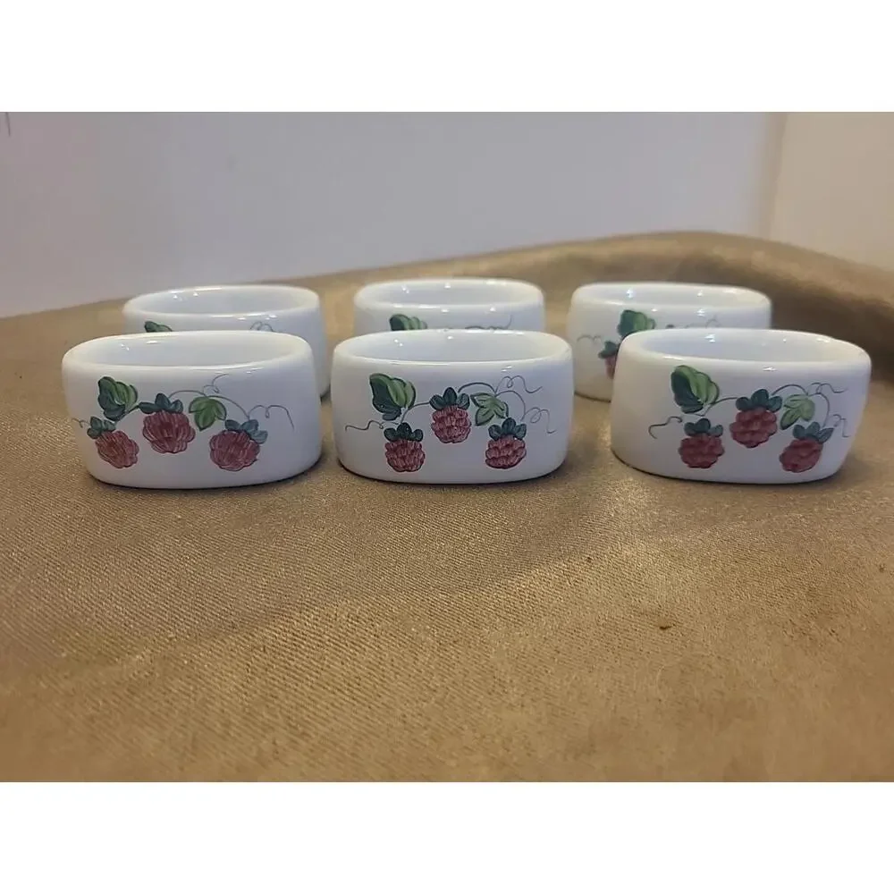 Herend Village Pottery Set Of 6 Hand Painted Vintage Berry Napkin Rings